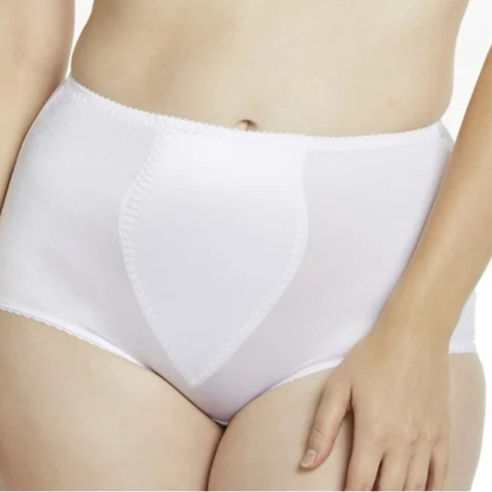 🤍 NWT Cupid M White Shapewear Panty Briefs Intimates 2-Pack 🎀